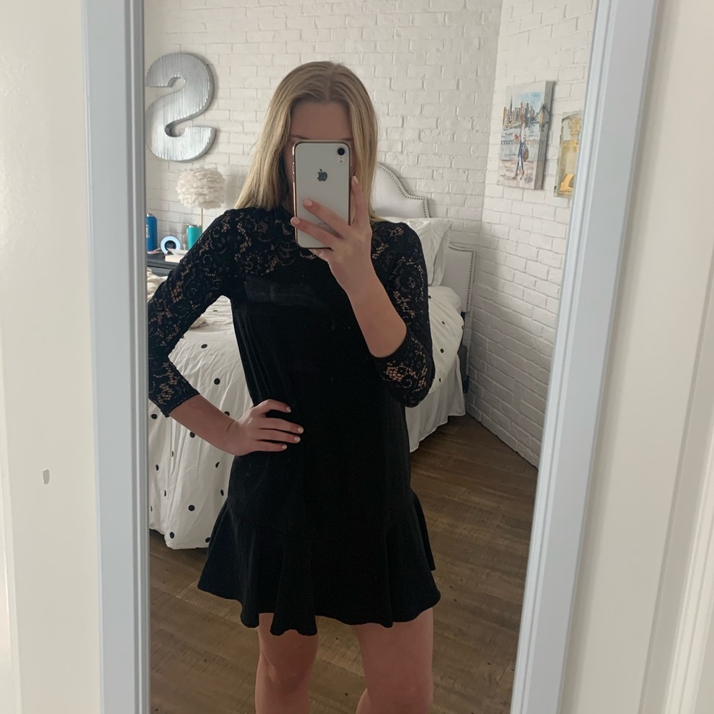 NWT Zara Black Lace Dress (womens xs)